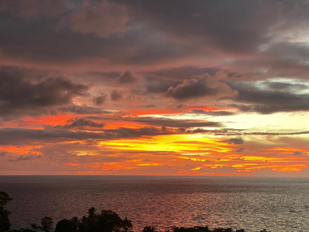 Casa Doro Romantic setting with golden sunset view Glacis  Esterno foto